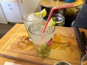 Caipirinhas mit und ohne Alkohol beim Sommerfest der KGA Rathaus Treptow